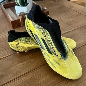 Mens soccer cleats Adidas X Speedflow Messi size 9